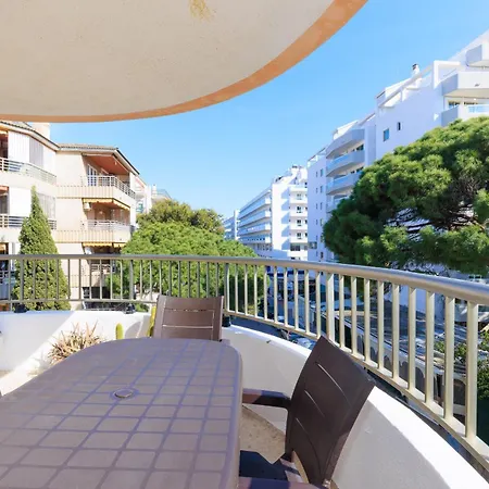 Eucalyptus Apartment